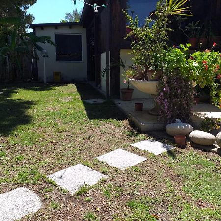 Brezza Di Mare Appartamento In Villa Con Giardino E Spiaggia ,Casa Vacanze Al Mare Quartu SantʼElena Dış mekan fotoğraf