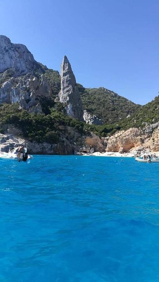 Brezza Di Mare Appartamento In Villa Con Giardino E Spiaggia ,Casa Vacanze Al Mare Quartu SantʼElena Dış mekan fotoğraf